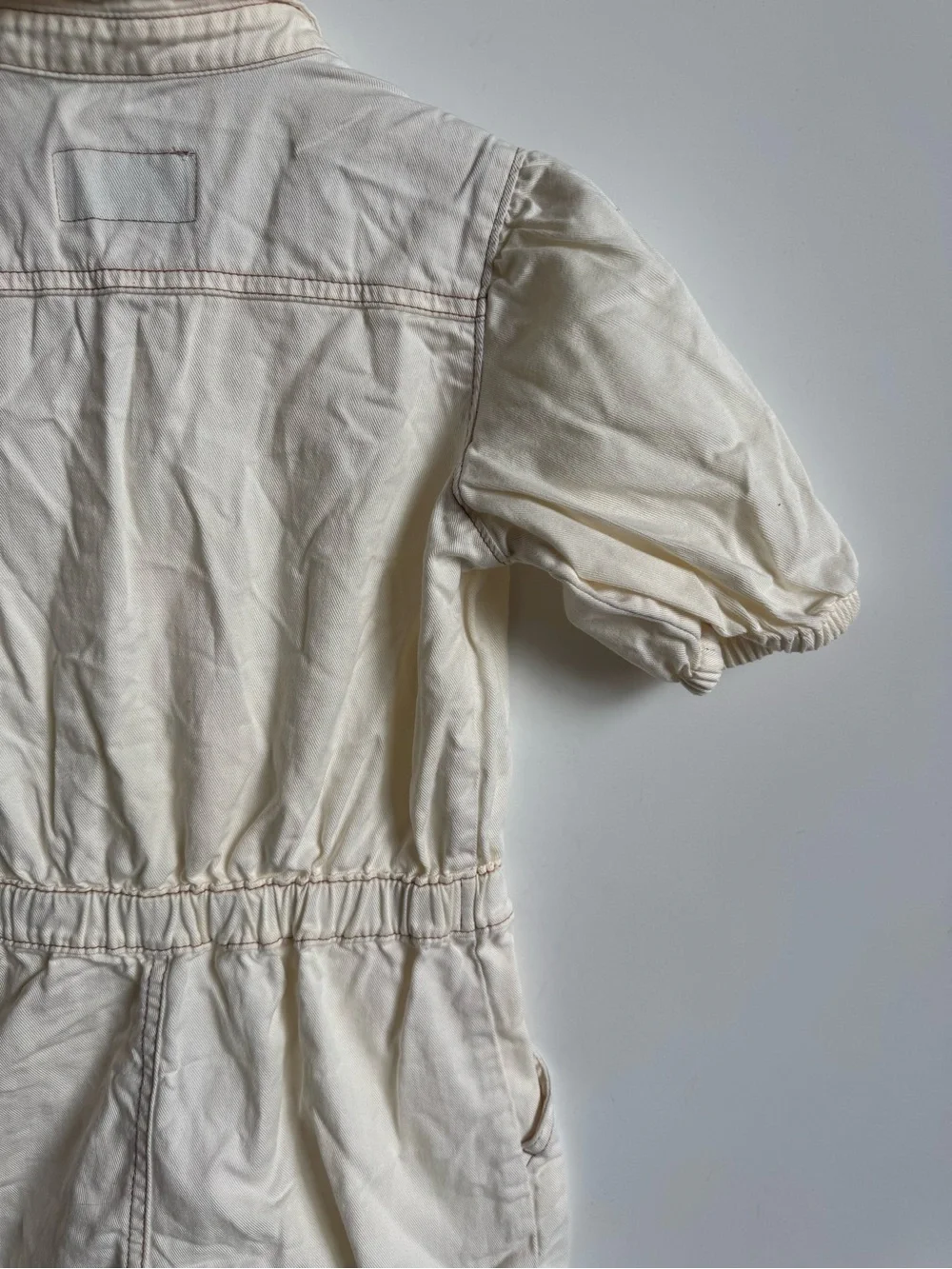 Old Navy light cream